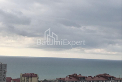 公寓 82 平方米的公寓 - 伊凡·贾瓦希什维利, Batumi, 佐治亚州。