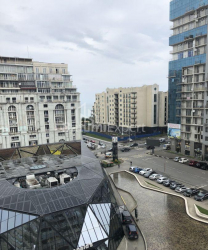 公寓 3-комн 70 m² - 尤里耶夫斯卡娅, Batumi