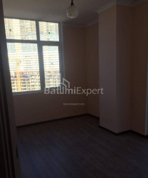 公寓 3-комн 76 m² - 尼科·皮罗斯马尼, Batumi