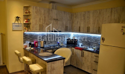 公寓 3-комн 80 m² - 鲁斯塔韦利, Batumi