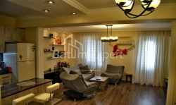 公寓 3-комн 80 m² - 鲁斯塔韦利, Batumi