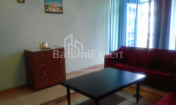 公寓 3-комн 80 m² - 治安官 Khimshiashvili, Batumi