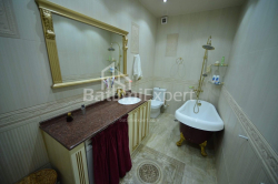 公寓 3-комн 84 m² - 鲁斯塔韦利, Batumi