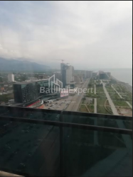 公寓 33 平方米的公寓 - 治安官 Khimshiashvili, Batumi, 佐治亚州。