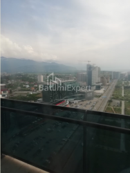 公寓 32 平方米的公寓 - 治安官 Khimshiashvili, Batumi, 佐治亚州。