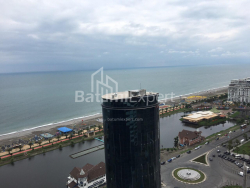 公寓 33 平方米的公寓 - 治安官 Khimshiashvili, Batumi, 佐治亚州。