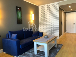 公寓 2-комн 44 m² - 治安官 Khimshiashvili, Batumi