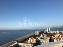 公寓 59 平方米的公寓 - 治安官 Khimshiashvili, Batumi, 佐治亚州。