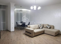 公寓 2-комн 57 m² - 祖拉巴戈尔吉拉泽, Batumi