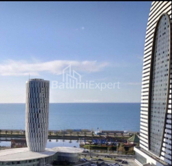 公寓 34 平方米的公寓 - 尼科·皮罗斯马尼, Batumi, 佐治亚州。
