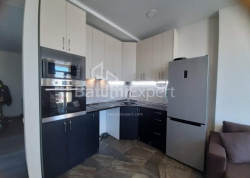 公寓 3-комн 72 m² - 佩特拉·巴格拉季昂尼, Batumi