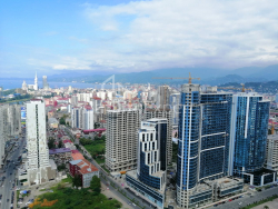 公寓 30 平方米的公寓 - 治安官 Khimshiashvili, Batumi, 佐治亚州。