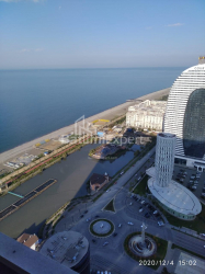 公寓 33 平方米的公寓 - 治安官 Khimshiashvili, Batumi, 佐治亚州。