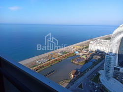 公寓 30 平方米的公寓 - 治安官 Khimshiashvili, Batumi, 佐治亚州。
