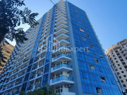 公寓 2-комн 42.3 m² - 莱赫和玛丽亚·卡钦斯基, Batumi