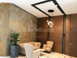 公寓 74.7 平方米的公寓 - 莱赫和玛丽亚·卡钦斯基, Batumi, 佐治亚州。