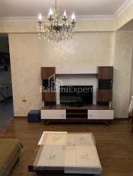 公寓 3-комн 80 m² - 沙尔瓦·伊纳萨里泽, Batumi
