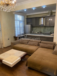 公寓 3-комн 80 m² - 沙尔瓦·伊纳萨里泽, Batumi