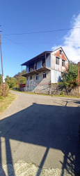 私宅 4-комн 120 m² - 鲁斯塔韦利, Chakvi