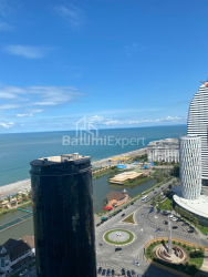 公寓 33 平方米的公寓 - 治安官 Khimshiashvili, Batumi, 佐治亚州。