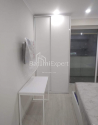 公寓 1-комн 30 m² - 治安官 Khimshiashvili, Batumi