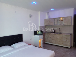 公寓 1-комн 32.5 m² - 治安官 Khimshiashvili, Batumi