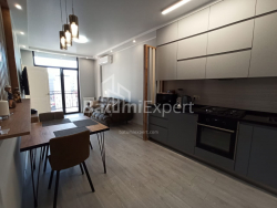 公寓 3-комн 62 m² - Vakhtang Gorgasali, Batumi