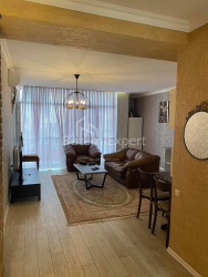 公寓 3-комн 77 m² - 帕纳瓦兹国王, Batumi