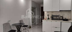 公寓 28 平方米的公寓 - 优素福·科巴拉泽, Batumi, 佐治亚州。