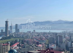 公寓 48.25 平方米的公寓 - 治安官 Khimshiashvili, Batumi, 佐治亚州。