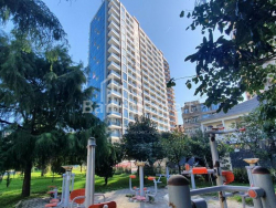 公寓 1-комн 30 m² - 治安官 Khimshiashvili, Batumi