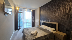 公寓 1-комн 31.4 m² - 尼科·皮罗斯马尼, Batumi