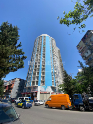 公寓 80 平方米的公寓 - 沙尔瓦·伊纳萨里泽, Batumi, 佐治亚州。