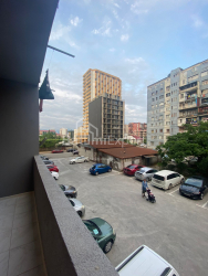 公寓 45 平方米的公寓 - Mamiya Komakhidze 院士, Batumi, 佐治亚州。