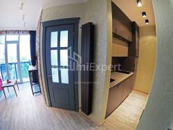 公寓 2-комн 40.5 m² - 治安官 Khimshiashvili, Batumi