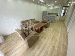 公寓 3-комн 68 m² - 优素福·科巴拉泽, Batumi