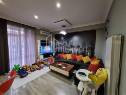 公寓 3-комн 98 m² - 米哈伊尔·莱蒙托夫, Batumi