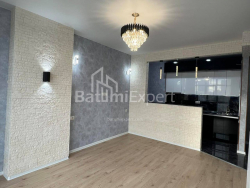 公寓 2-комн 44 m² - 乔治·布尔茨金维尔, Batumi