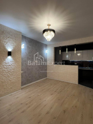 公寓 2-комн 44 m² - 乔治·布尔茨金维尔, Batumi