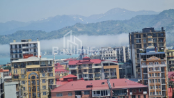 公寓 93 平方米的公寓 - 塞利玛·希姆希亚什维利, Batumi, 佐治亚州。