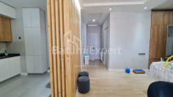 公寓 4-комн 93 m² - 塞利玛·希姆希亚什维利, Batumi