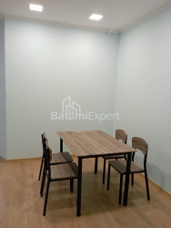 公寓 4-комн 84 m² - 尼科·皮罗斯马尼, Batumi
