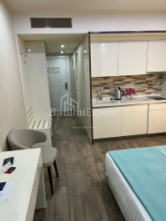 公寓 1-комн 30.4 m² - 治安官 Khimshiashvili, Batumi