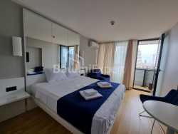 公寓 1-комн 30 m² - 治安官 Khimshiashvili, Batumi