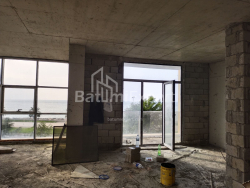 公寓 3-комн 72.5 m² - 莱赫和玛丽亚·卡钦斯基, Batumi