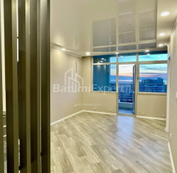 公寓 2-комн 45 m² - 尼科·皮罗斯马尼, Batumi