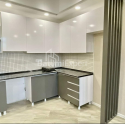 公寓 2-комн 45 m² - 尼科·皮罗斯马尼, Batumi