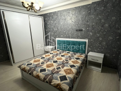 公寓 3-комн 72 m² - 尼科·皮罗斯马尼, Batumi