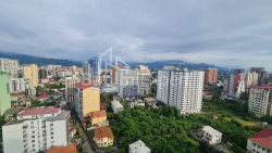 公寓 33 平方米的公寓 - 沙尔瓦·伊纳萨里泽, Batumi, 佐治亚州。