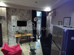 公寓 2-комн 44 m² - 科马希泽, Batumi